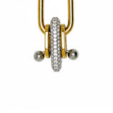 CLAMP | Pendientes de aro con detalle estructural y circonita