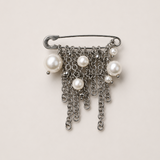 MASS BROOCHE · Broche de Perlas y Cadenas