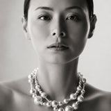 CLUSTER NECKLACE · Gargantilla contemporánea doble de perlas statement
