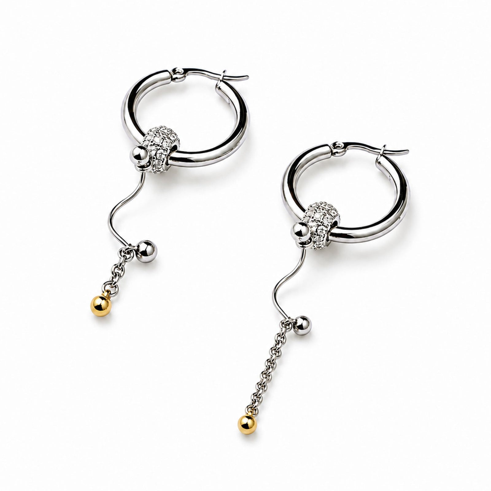 BEND STEEL pendientes de aro de acero con pavé, cadenas y detalles dorados – Kirei Jewellery