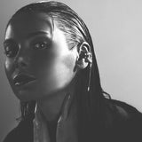 RIOT | Ear Cuff con cadena y perlas