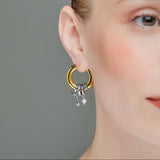 VOLTAGE Gold | Aros con anillas y perla