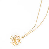 CALETA | Collier avec chaîne plate dorée et pendentif corail