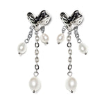 HEARTDROPS | Pendientes largos con corazón y perlas