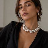 CLUSTER NECKLACE · Gargantilla contemporánea doble de perlas statement