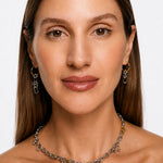 Collar SATELLITE de acero inoxidable y detalles dorados en modelo – Kirei Jewellery
